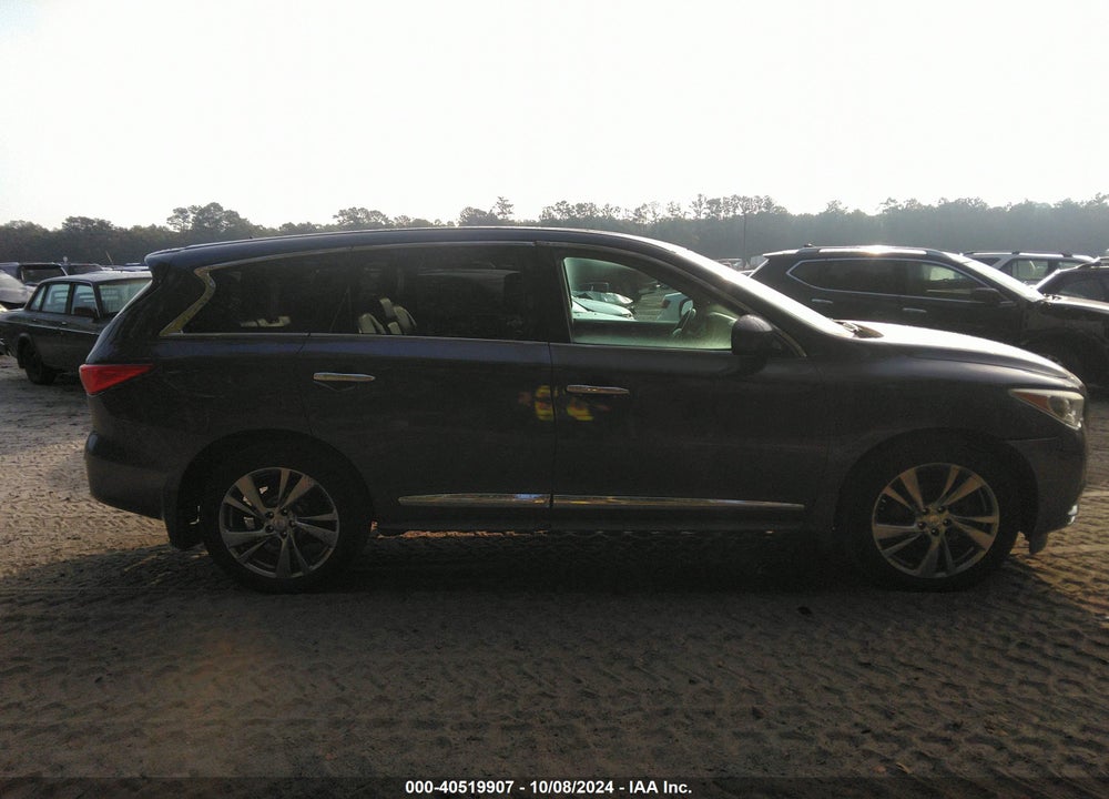 2013 INFINITI JX35 VIN: 5N1AL0MM6DC305429