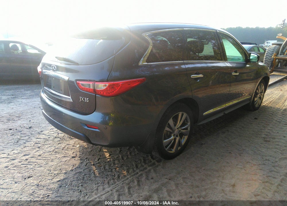 2013 INFINITI JX35 VIN: 5N1AL0MM6DC305429