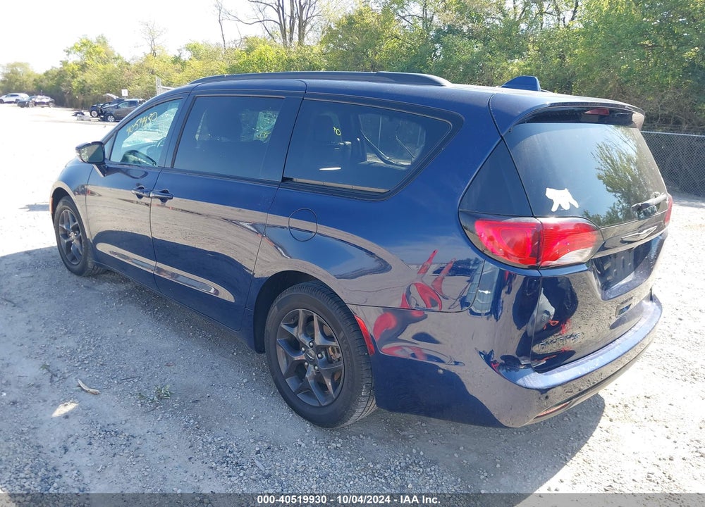 2018 CHRYSLER PACIFICA LIMITED VIN: 2C4RC1GG1JR356827