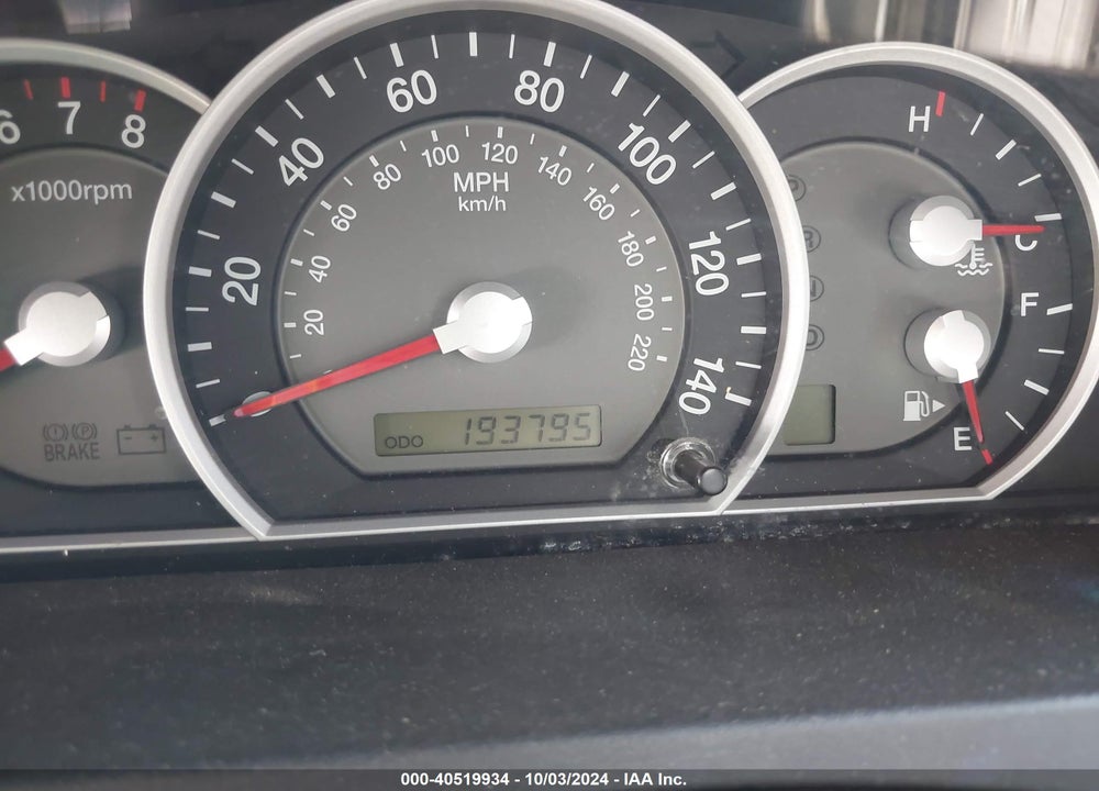 2008 KIA SORENTO EX VIN: KNDJD736485789320