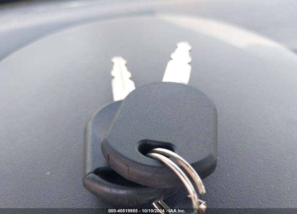2007 FORD FOCUS S/SE/SES VIN: 1FAFP34N17W295412