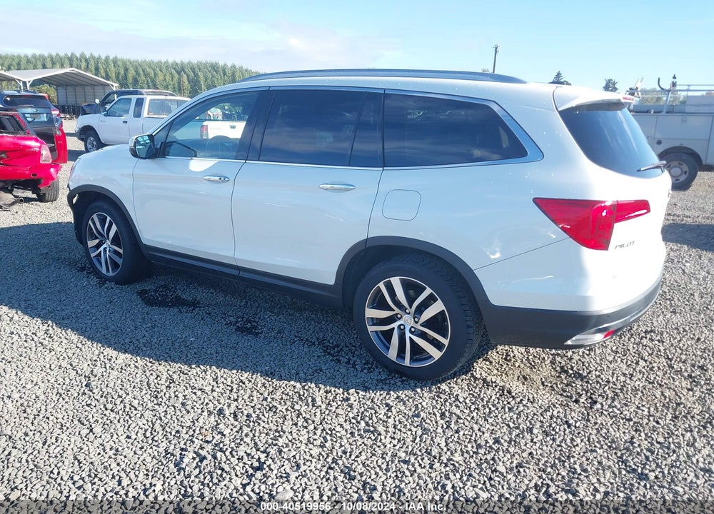2017 HONDA PILOT TOURING VIN: 5FNYF5H94HB039253