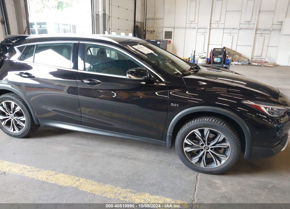 2018 INFINITI QX30 PREMIUM VIN: SJKCH5CR8JA048786