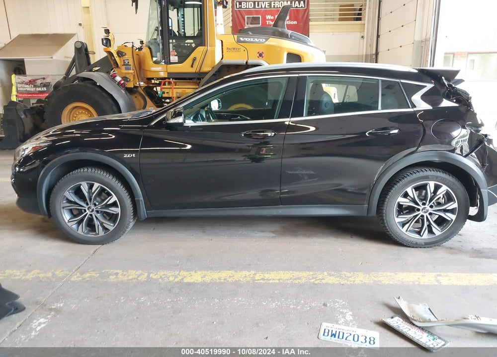 2018 INFINITI QX30 PREMIUM VIN: SJKCH5CR8JA048786