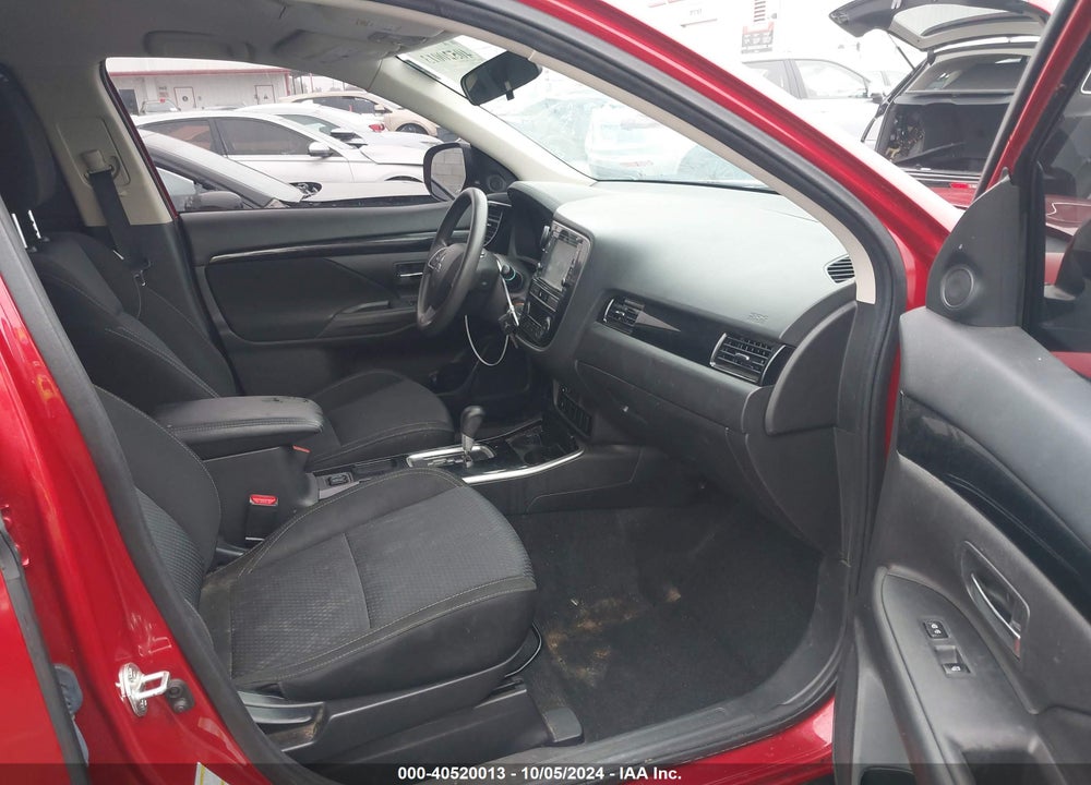 2019 MITSUBISHI OUTLANDER ES VIN: JA4AD2A37KZ010210