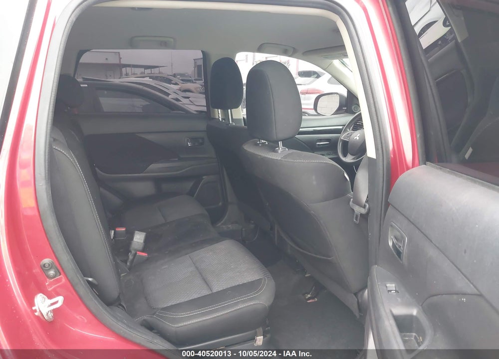 2019 MITSUBISHI OUTLANDER ES VIN: JA4AD2A37KZ010210