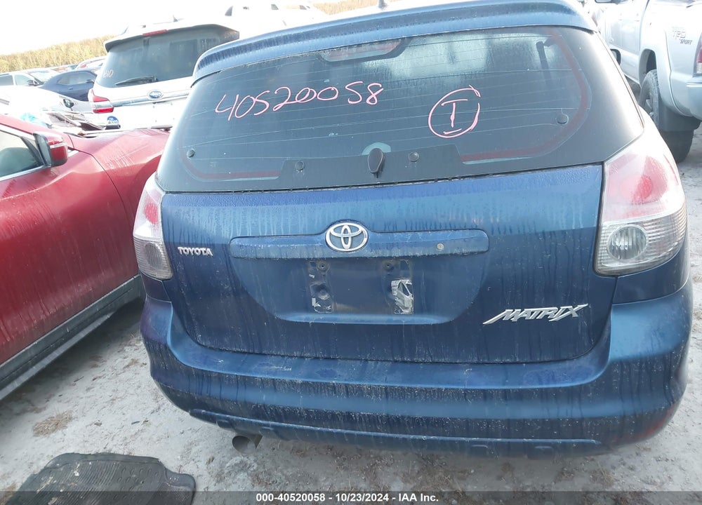 2007 TOYOTA MATRIX VIN: 2T1KR32E27C667824