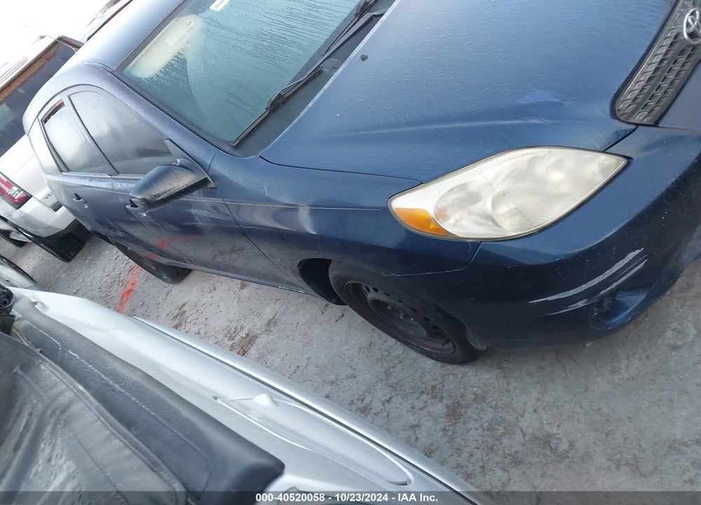 2007 TOYOTA MATRIX VIN: 2T1KR32E27C667824