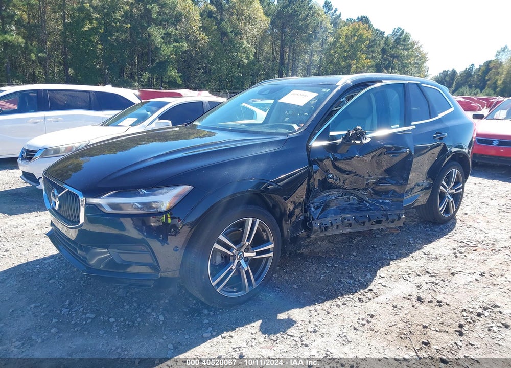 2018 VOLVO XC60 T5 MOMENTUM VIN: LYV102RKXJB117349