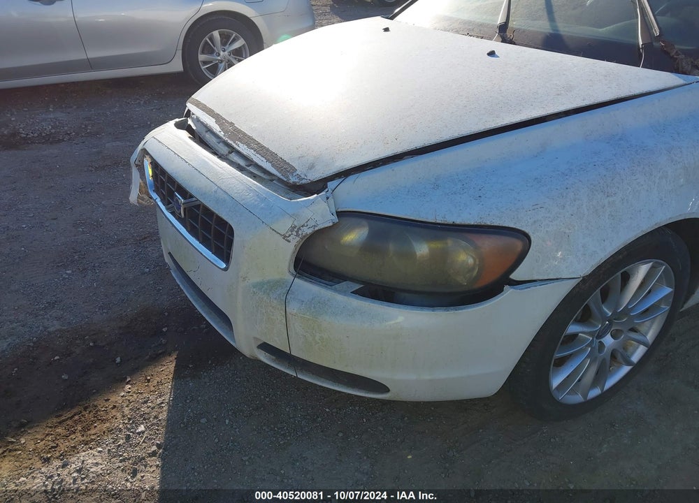 2009 VOLVO C70 T5 VIN: YV1MC67219J075133
