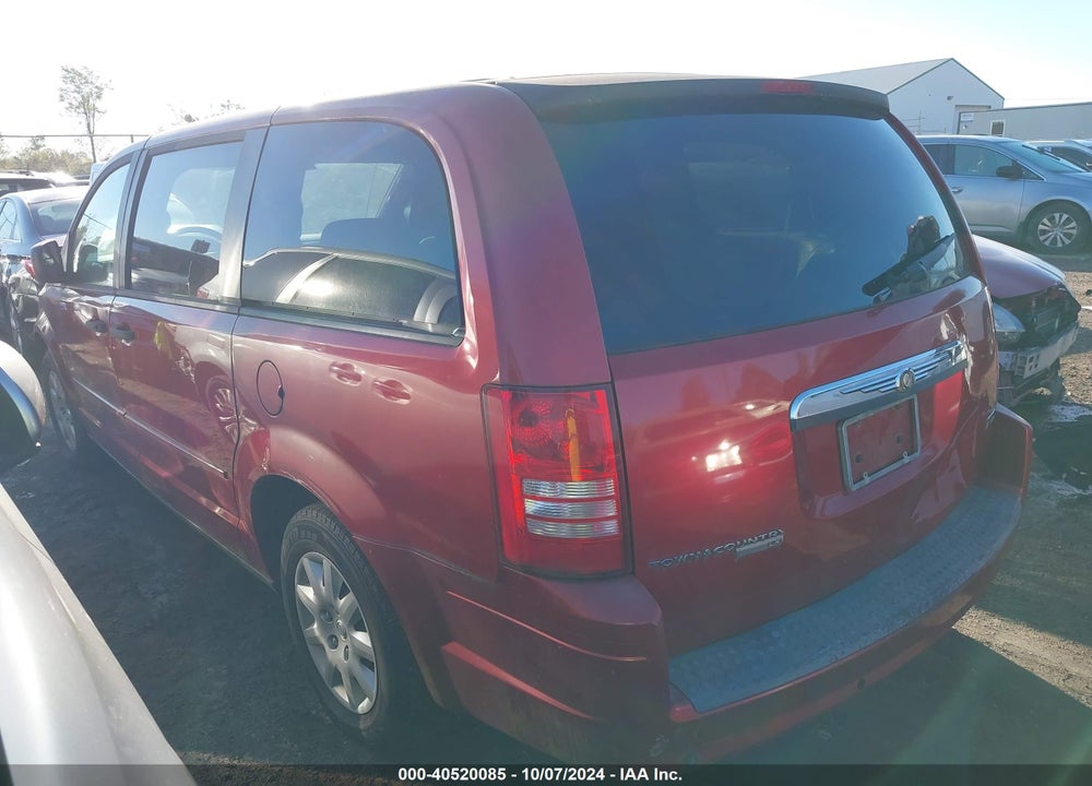 2008 CHRYSLER TOWN & COUNTRY LX VIN: 2A8HR44H68R711339