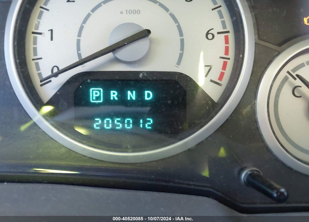 2008 CHRYSLER TOWN & COUNTRY LX VIN: 2A8HR44H68R711339