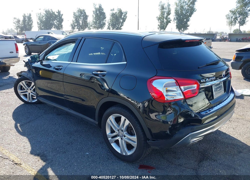 2016 MERCEDES-BENZ GLA 250 4MATIC VIN: WDCTG4GB4GJ224121