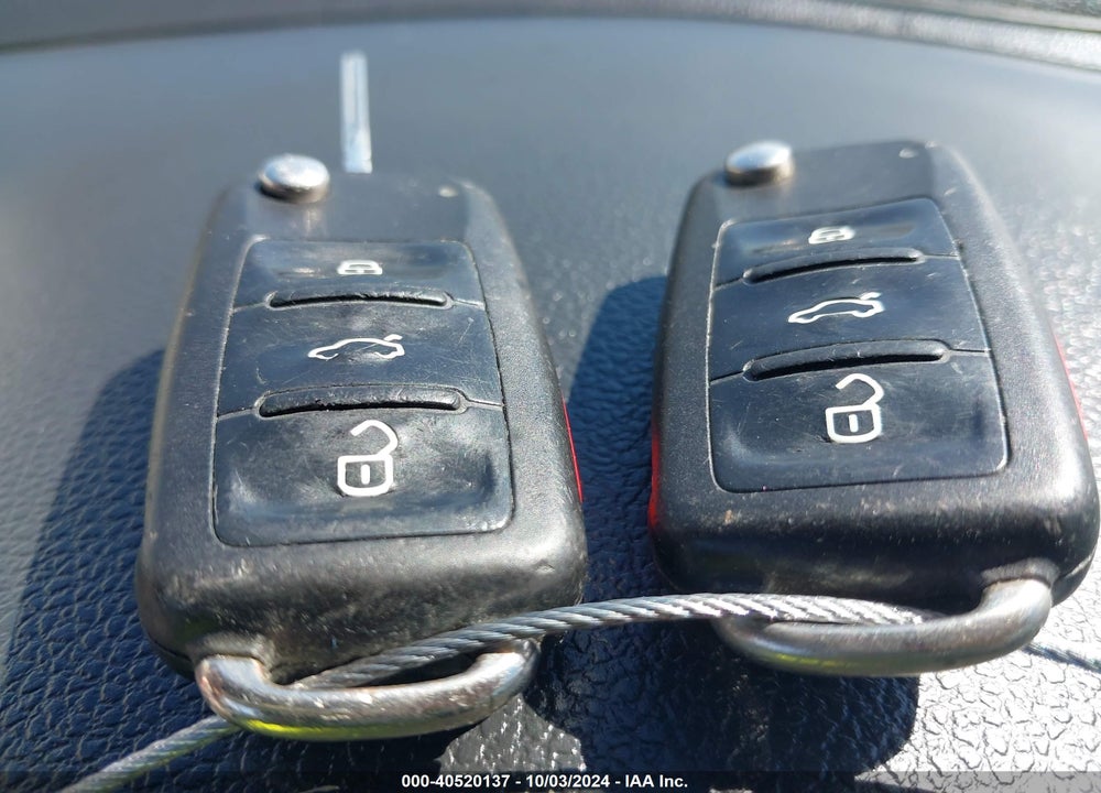 2013 VOLKSWAGEN JETTA 2.5L SE VIN: 3VWDP7AJ9DM353740