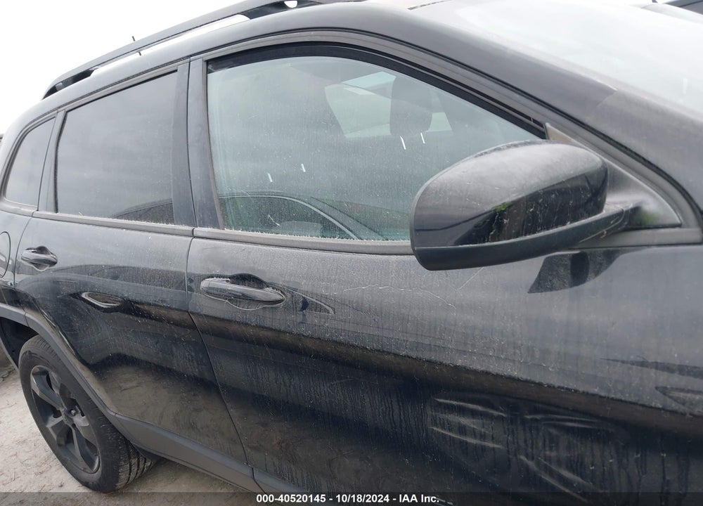 2018 JEEP CHEROKEE LATITUDE 4X4 VIN: 1C4PJMCB1JD547627
