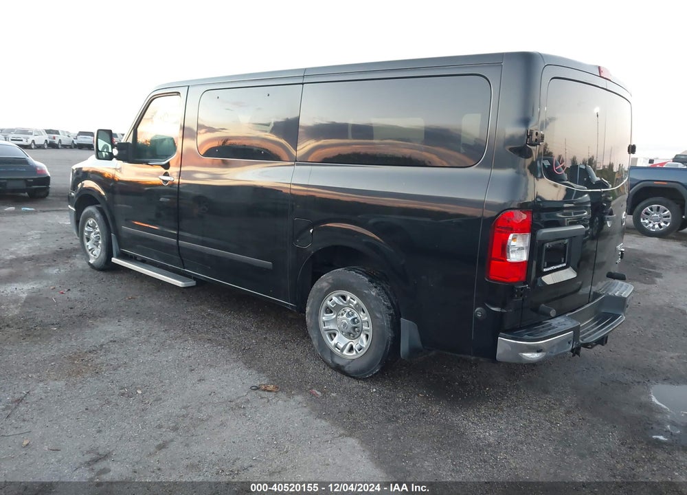 2018 NISSAN NV PASSENGER NV3500 HD SL V8 VIN: 5BZAF0AA6JN853260