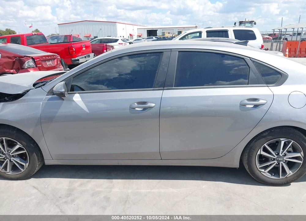 2023 KIA FORTE LXS VIN: 3KPF24ADXPE573972