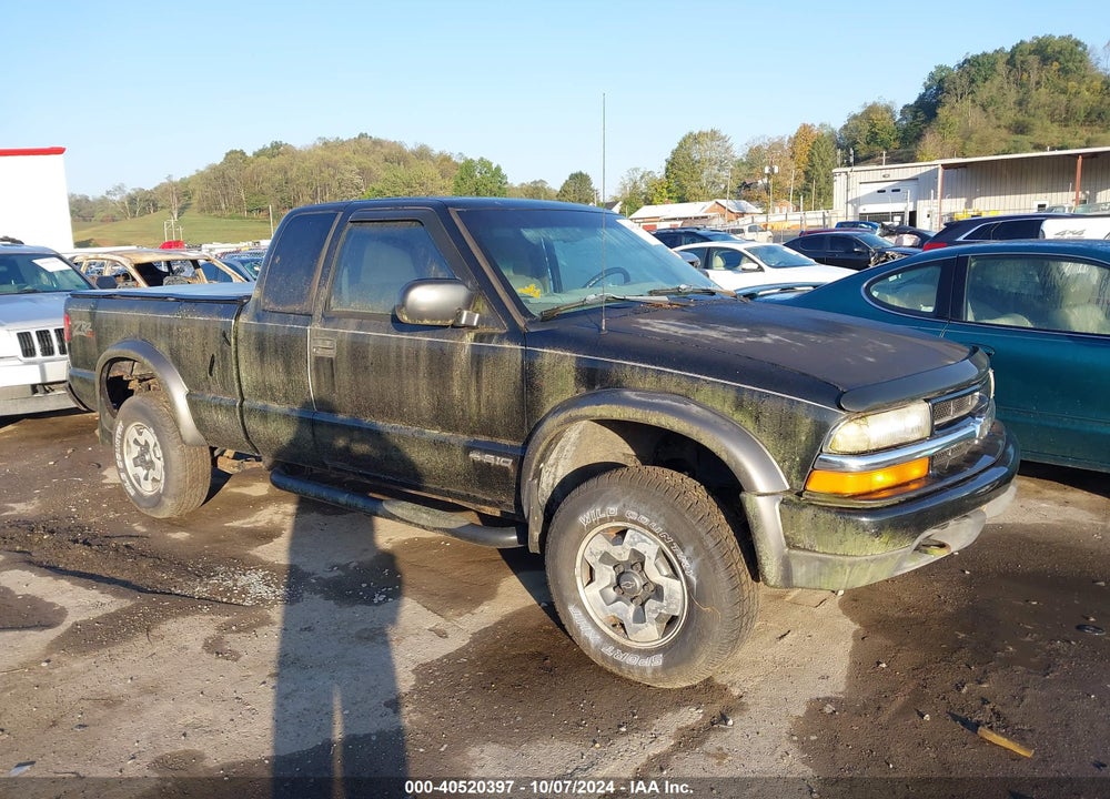 1998 CHEVROLET S-10 LS VIN: 1GCCT19W6W8248815
