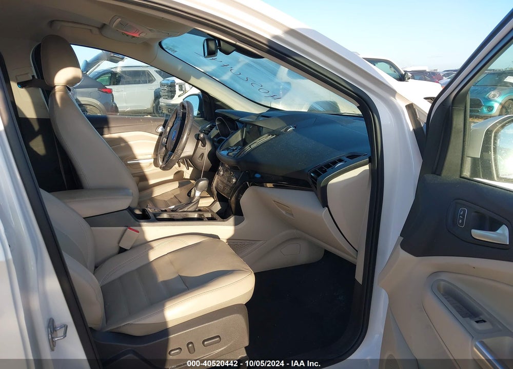 2017 FORD ESCAPE TITANIUM VIN: 1FMCU0JD3HUC73338