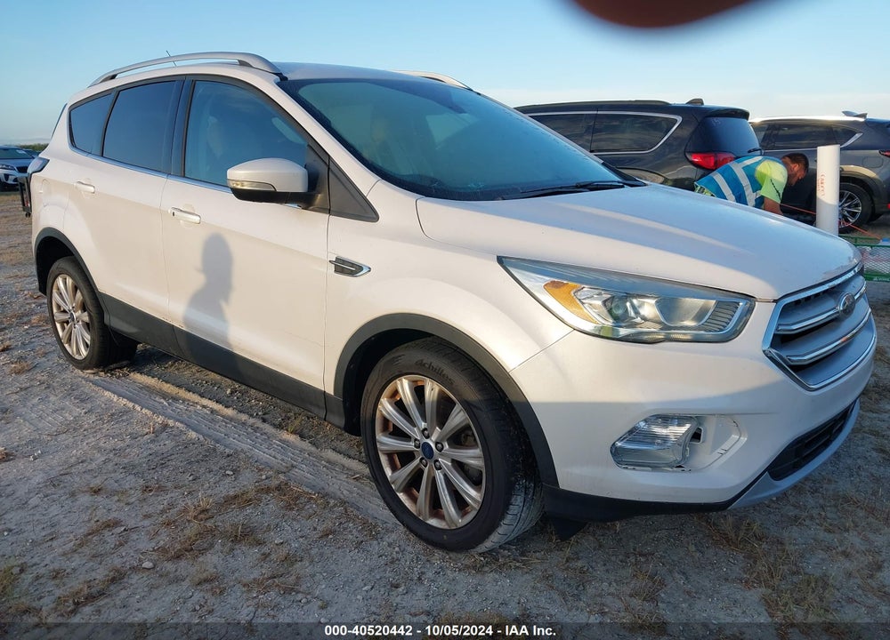 2017 FORD ESCAPE TITANIUM VIN: 1FMCU0JD3HUC73338