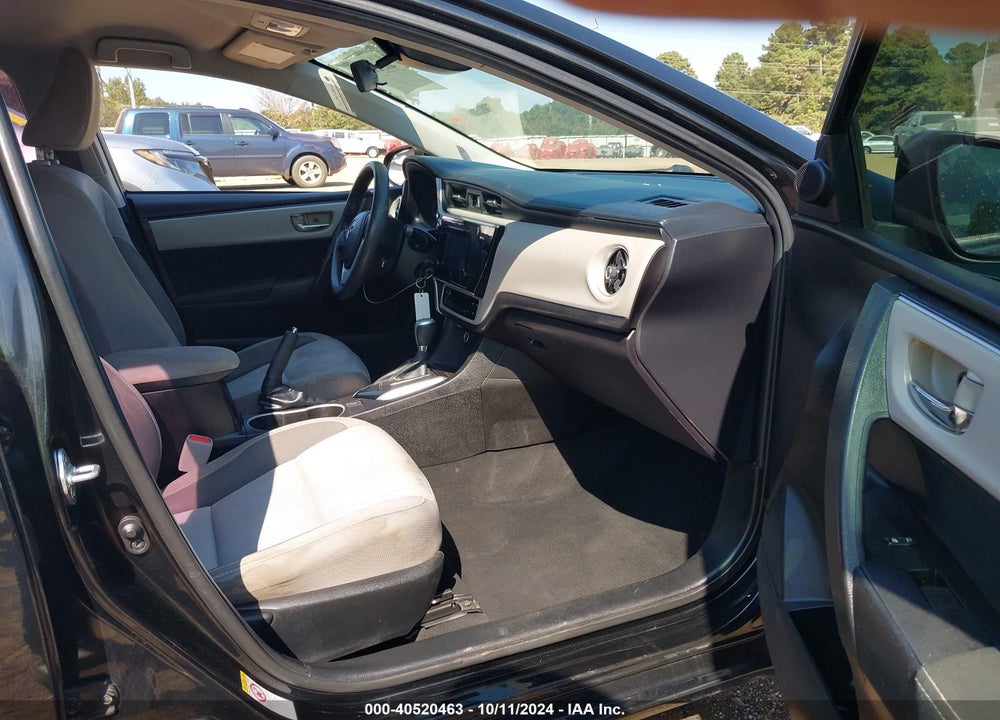 2017 TOYOTA COROLLA LE VIN: 5YFBURHE4HP712207