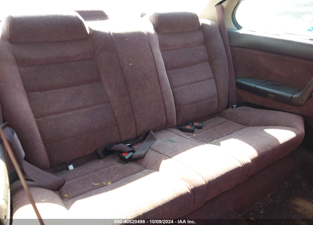 1992 HONDA ACCORD EX VIN: 1HGCB7170NA005438