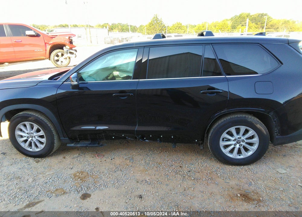 2024 TOYOTA GRAND HIGHLANDER XLE VIN: 5TDAAAB59RS038711