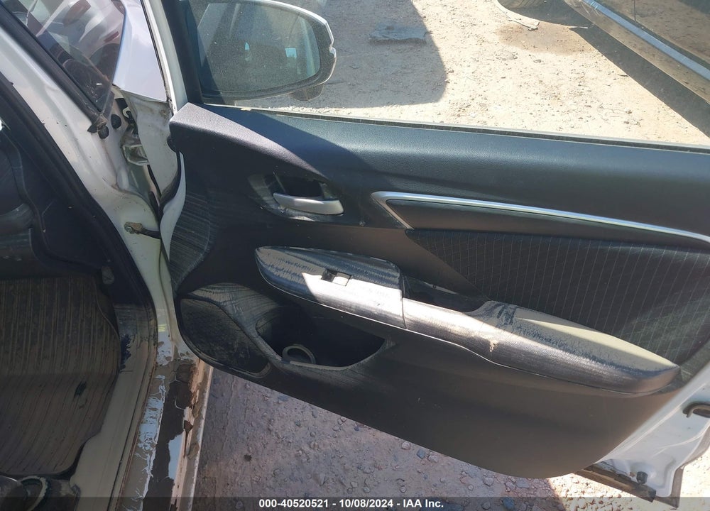 2018 HONDA FIT EX VIN: 3HGGK5H83JM713121