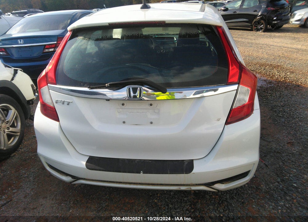 2018 HONDA FIT EX VIN: 3HGGK5H83JM713121