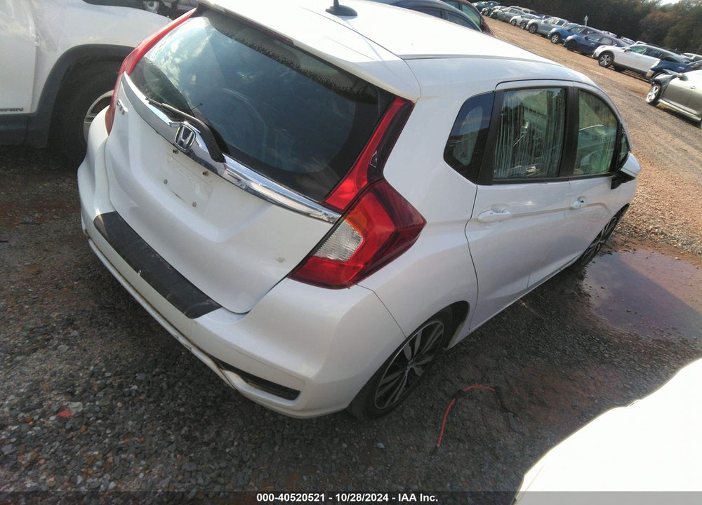 2018 HONDA FIT EX VIN: 3HGGK5H83JM713121