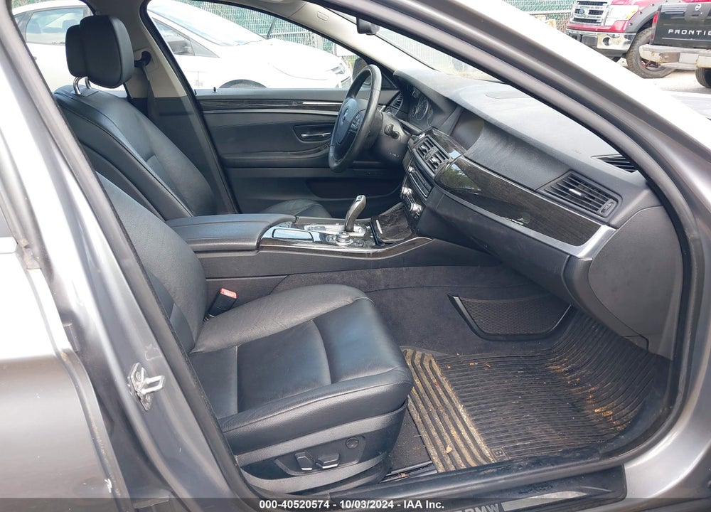 2012 BMW 528I XDRIVE VIN: WBAXH5C56CDW07056