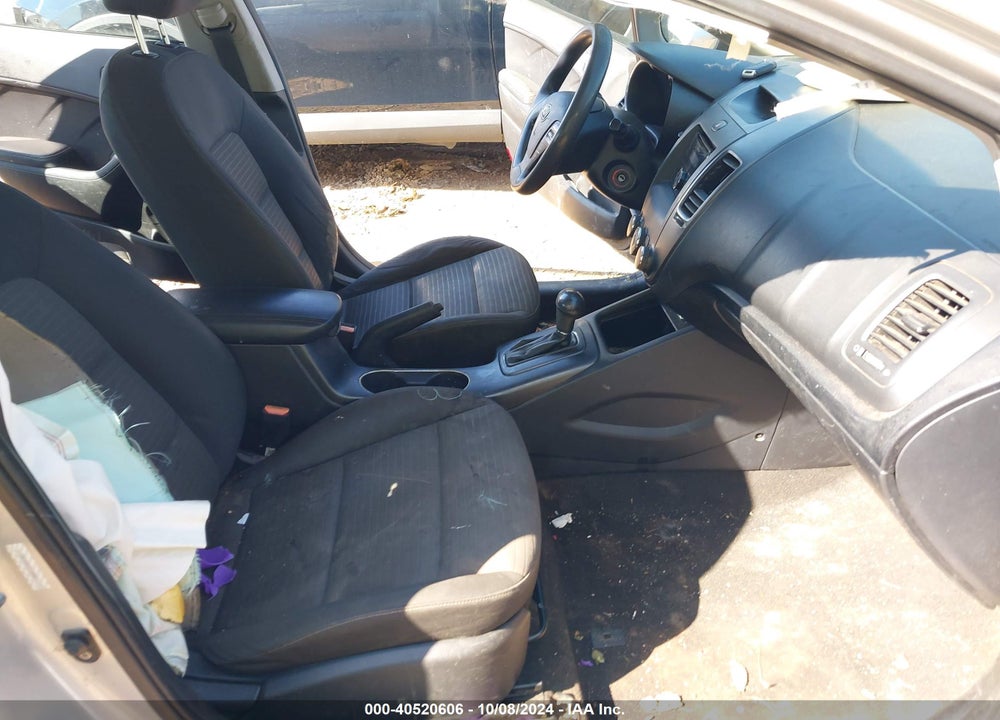 2015 KIA FORTE LX VIN: KNAFX4A63F5354460