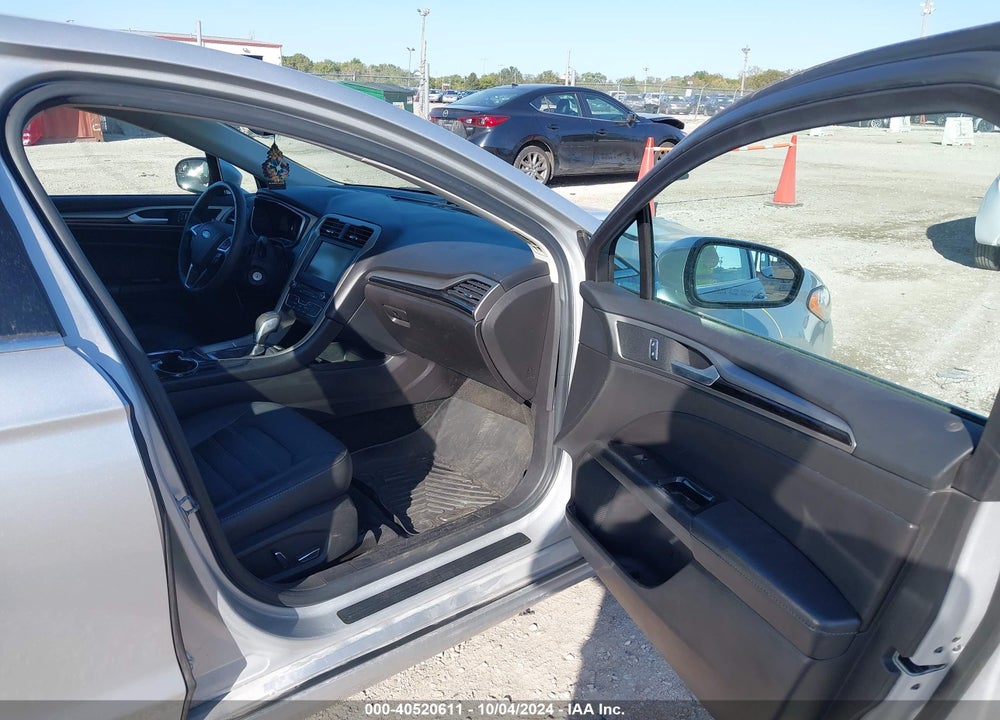 2016 FORD FUSION SE VIN: 3FA6P0H91GR366378