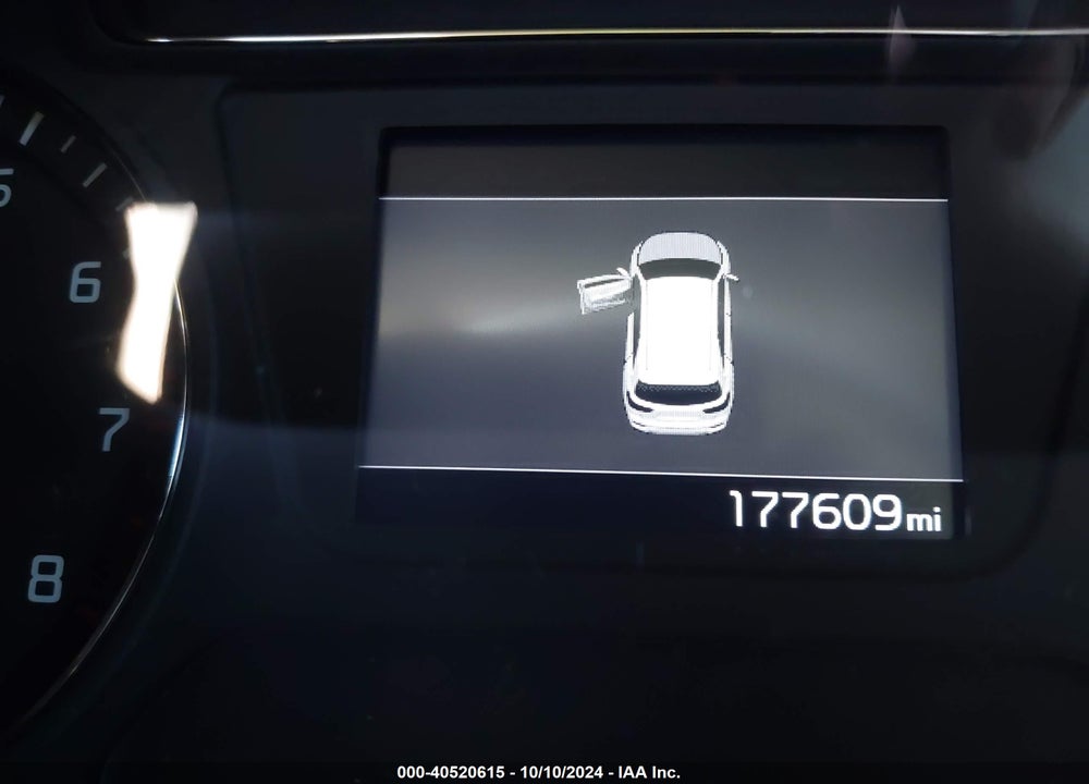 2019 KIA SORENTO 2.4L LX VIN: 5XYPGDA3XKG515000