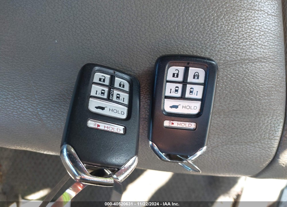 2015 HONDA ODYSSEY EX-L VIN: 5FNRL5H63FB007717