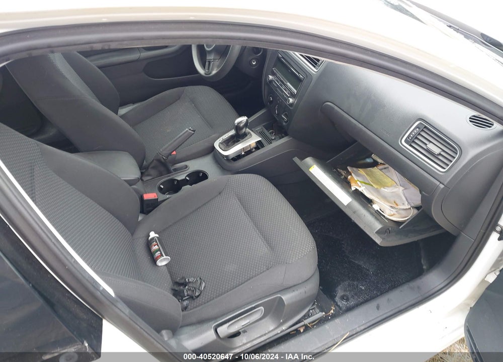 2014 VOLKSWAGEN JETTA 2.0L S VIN: 3VW2K7AJ1EM355005