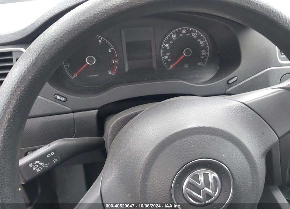 2014 VOLKSWAGEN JETTA 2.0L S VIN: 3VW2K7AJ1EM355005