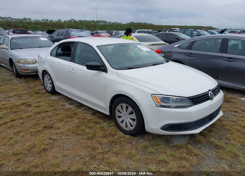 2014 VOLKSWAGEN JETTA 2.0L S VIN: 3VW2K7AJ1EM355005