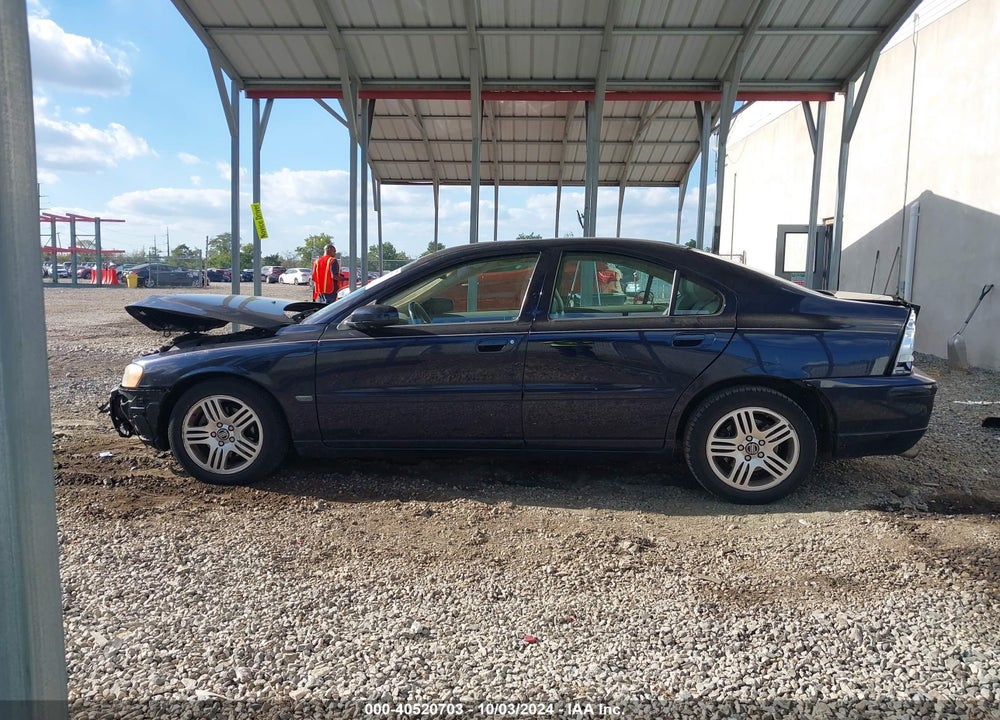 2006 VOLVO S60 2.5T VIN: YV1RS592462546360