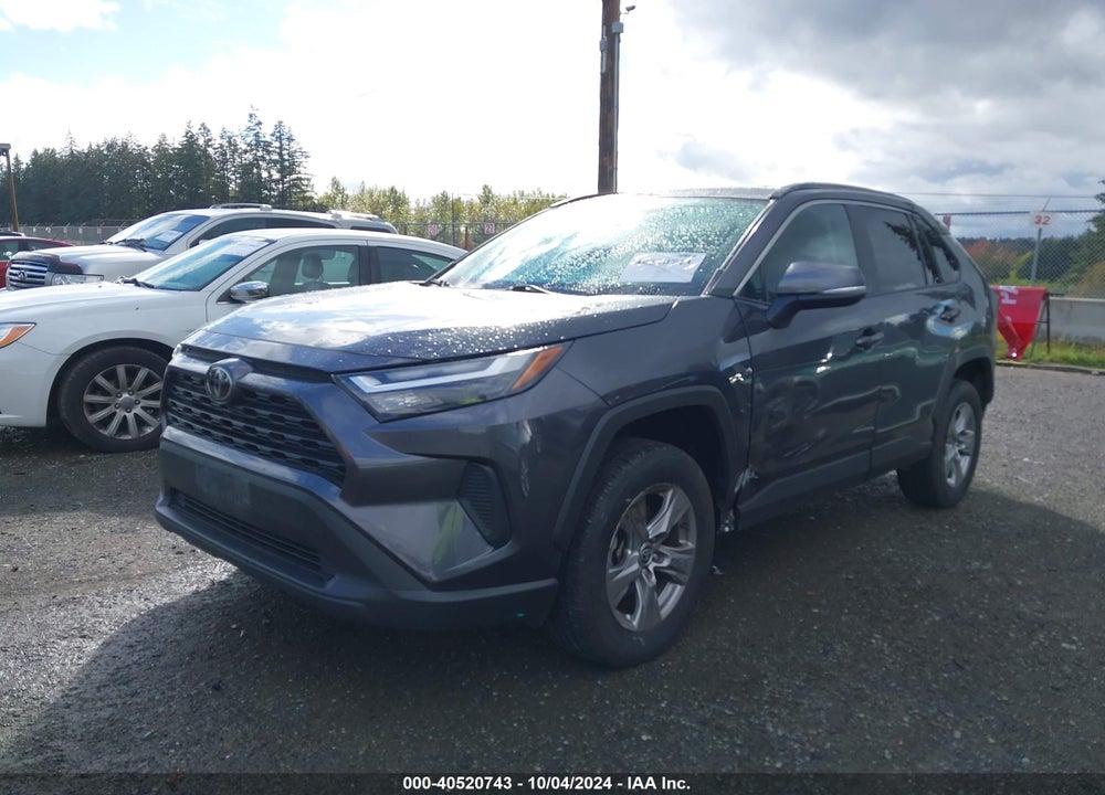2022 TOYOTA RAV4 XLE VIN: 2T3P1RFV2NW283930