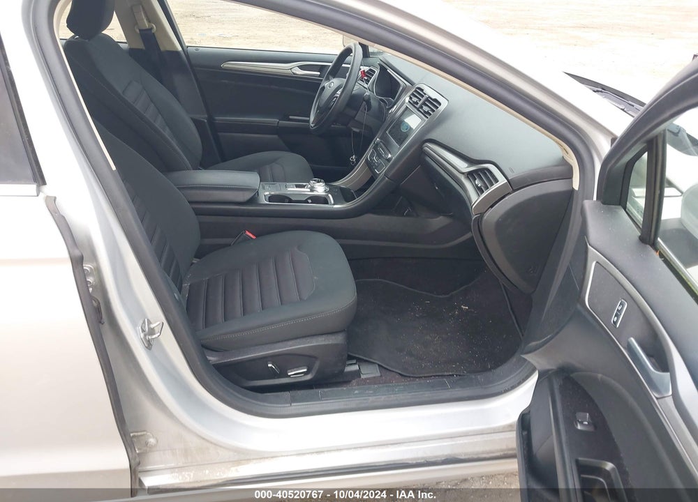2017 FORD FUSION SE VIN: 3FA6P0H71HR177990