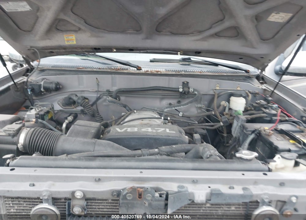 2000 TOYOTA TUNDRA SR5 V8 VIN: 5TBBT4410YS079066