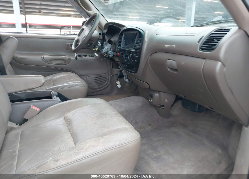 2000 TOYOTA TUNDRA SR5 V8 VIN: 5TBBT4410YS079066
