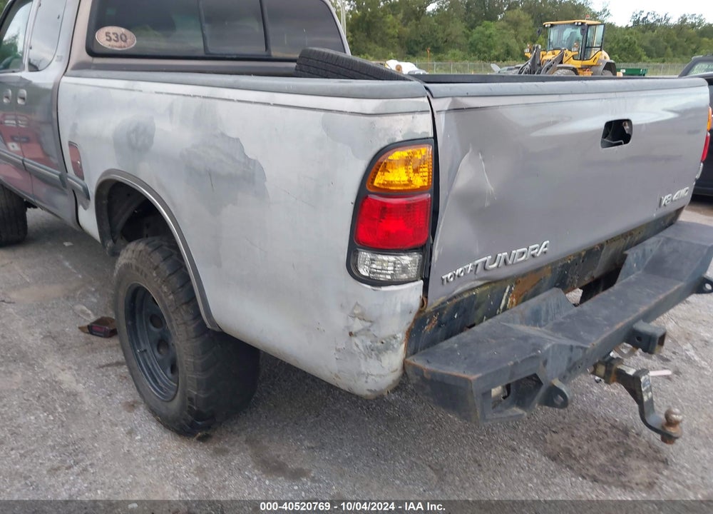 2000 TOYOTA TUNDRA SR5 V8 VIN: 5TBBT4410YS079066