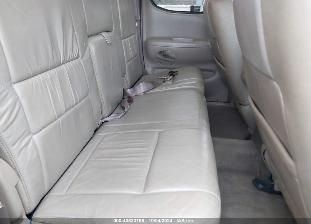 2000 TOYOTA TUNDRA SR5 V8 VIN: 5TBBT4410YS079066