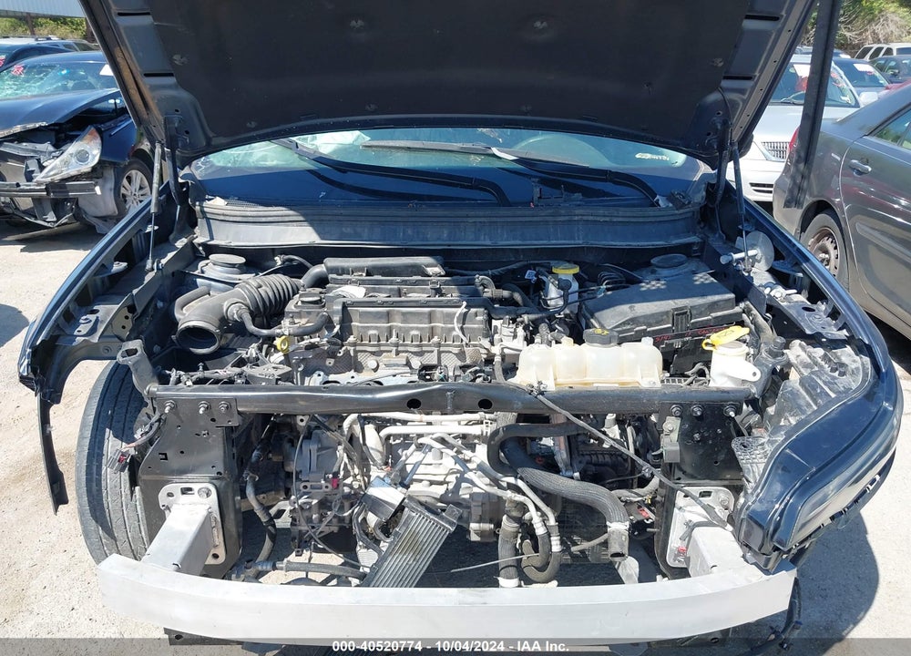 2019 JEEP CHEROKEE LATITUDE FWD VIN: 1C4PJLCBXKD406163