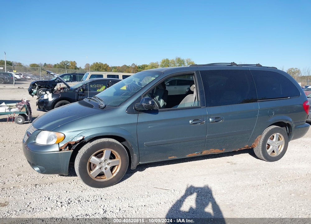 2005 DODGE GRAND CARAVAN SXT VIN: 2D4GP44L55R442844