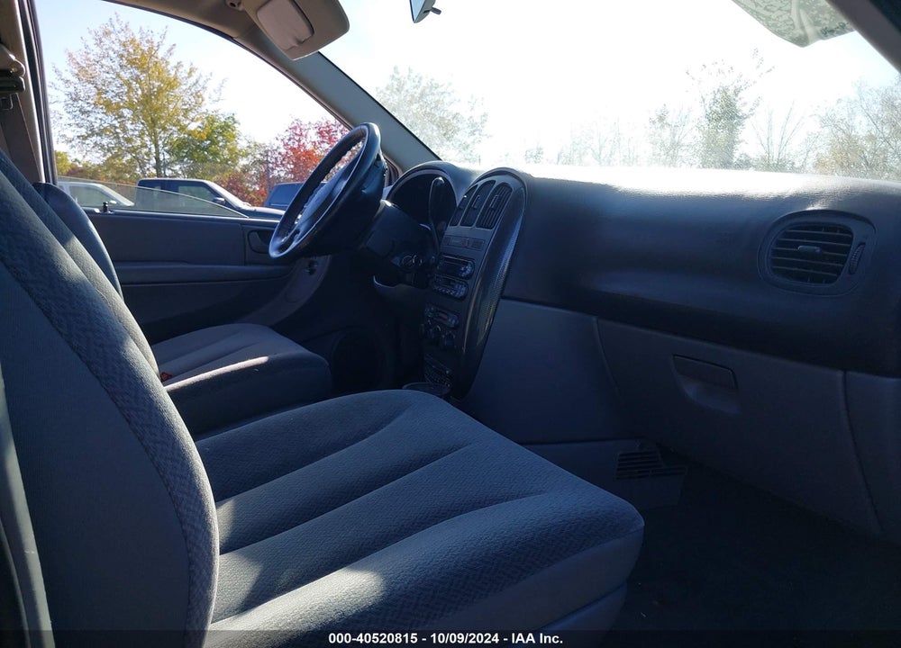 2005 DODGE GRAND CARAVAN SXT VIN: 2D4GP44L55R442844
