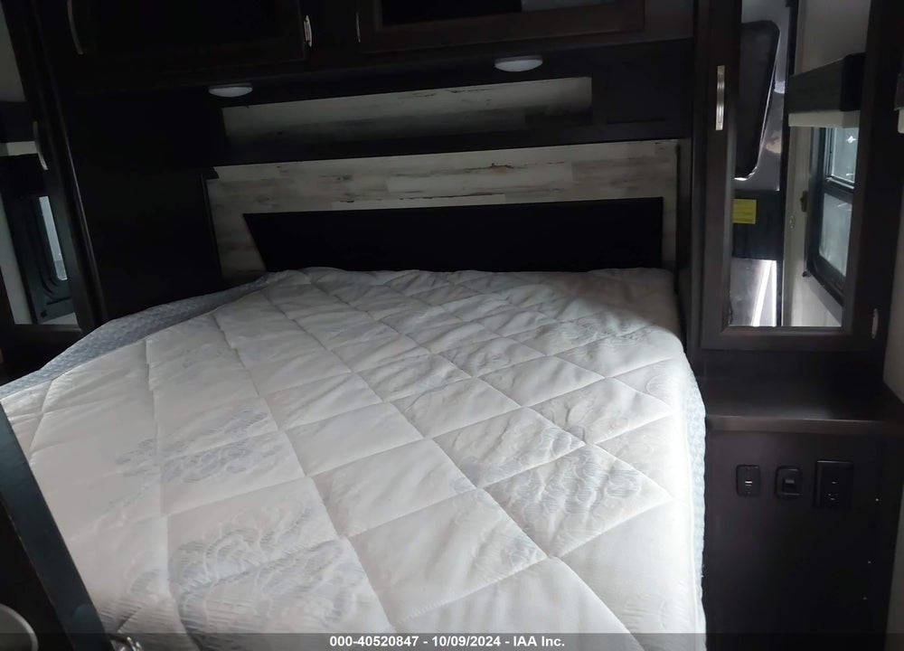 2021 JAYCO OTHER VIN: 1UJBJ0BR8M1JF0385