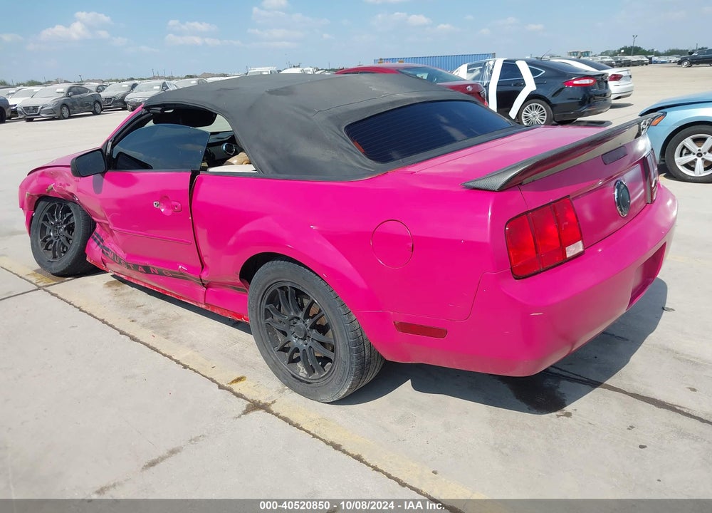 2005 FORD MUSTANG VIN: 1ZVFT84N555197566